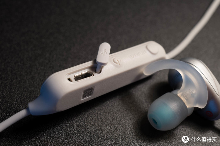 Sony WI-SP600N 降噪运动耳机 开箱