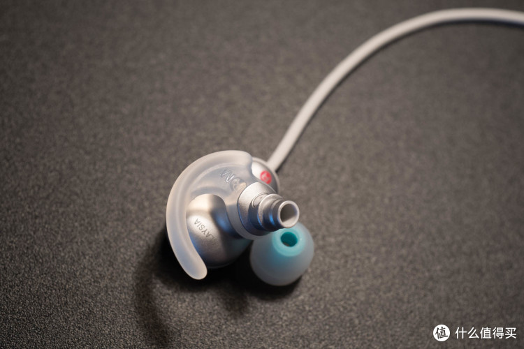 Sony WI-SP600N 降噪运动耳机 开箱