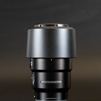 索尼 FE 90mm F2.8 OSS (SEL90M28G) 微距镜头外观展示(遮光罩|按钮|对焦环)