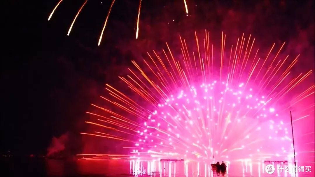 解锁日本夏季之美，天空中开出上万朵花