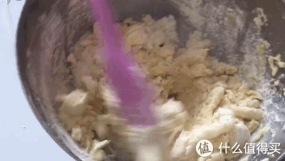 烘焙大师超强测评!安佳、雀巢、欧德宝...7款常见淡奶油究竟哪款值得囤?