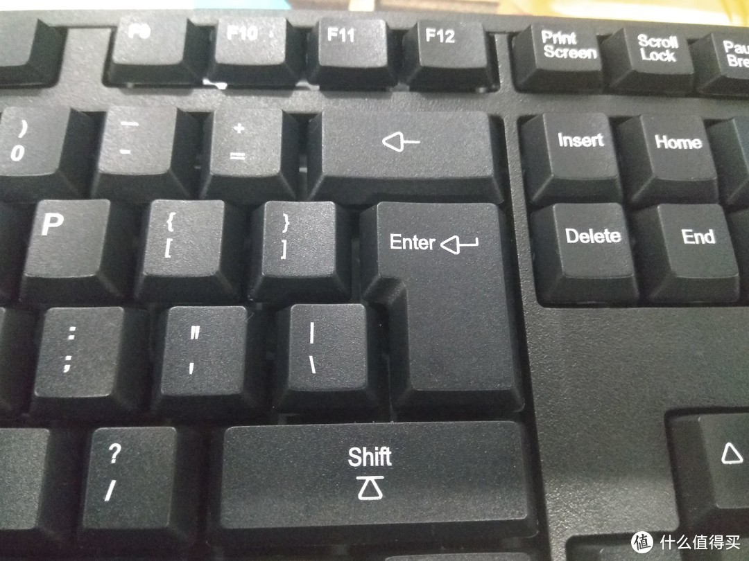 功能键的图标很简单，键盘大小也比较合适