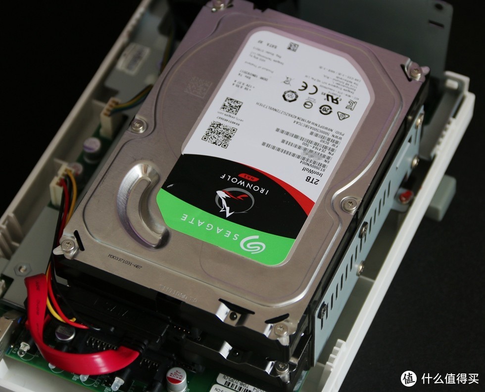 盘纳千G，有容乃大—SEAGATE 希捷 8T 酷狼 Pro VS 2T 酷狼 硬盘对比测试