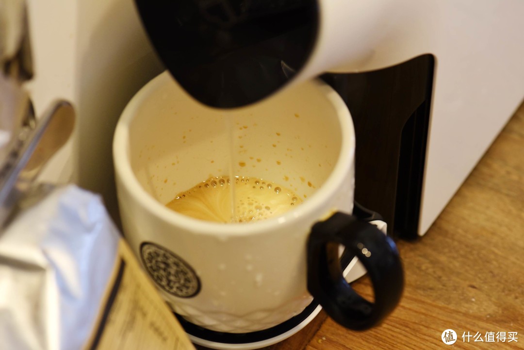 咖啡初心者的进阶之选——心想智能胶囊咖啡机体验