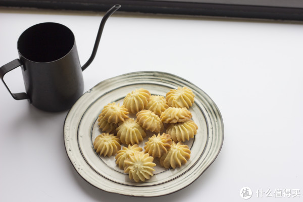 烘焙大师超强测评!安佳、雀巢、欧德宝...7款常见淡奶油究竟哪款值得囤?