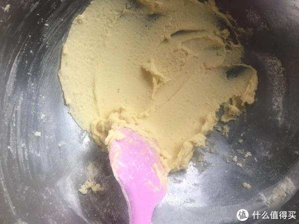 烘焙大师超强测评!安佳、雀巢、欧德宝...7款常见淡奶油究竟哪款值得囤?