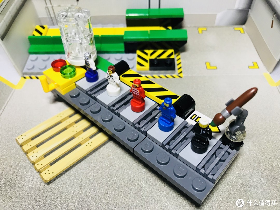 LEGO 乐高 5005358 小人仔工厂 开箱（含彩蛋）