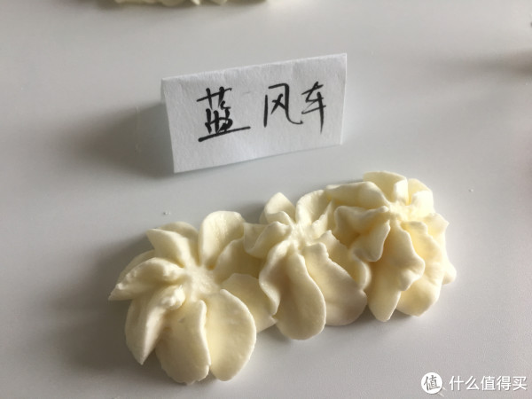 烘焙大师超强测评!安佳、雀巢、欧德宝...7款常见淡奶油究竟哪款值得囤?