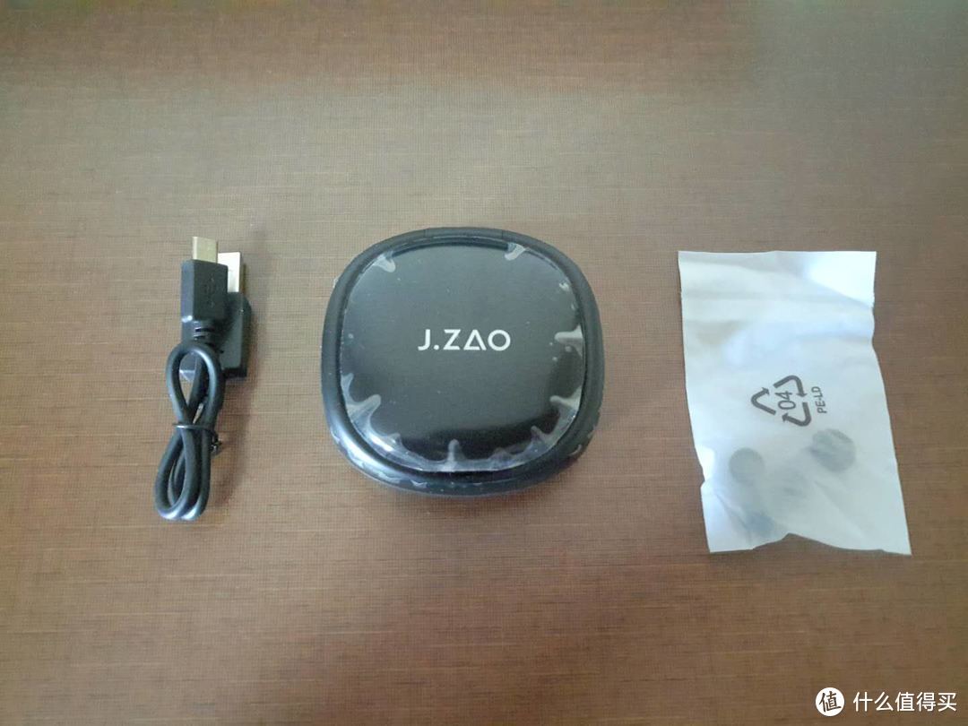 真·无线蓝牙耳机的另外一个选择—京造 JDZZBT02 开箱