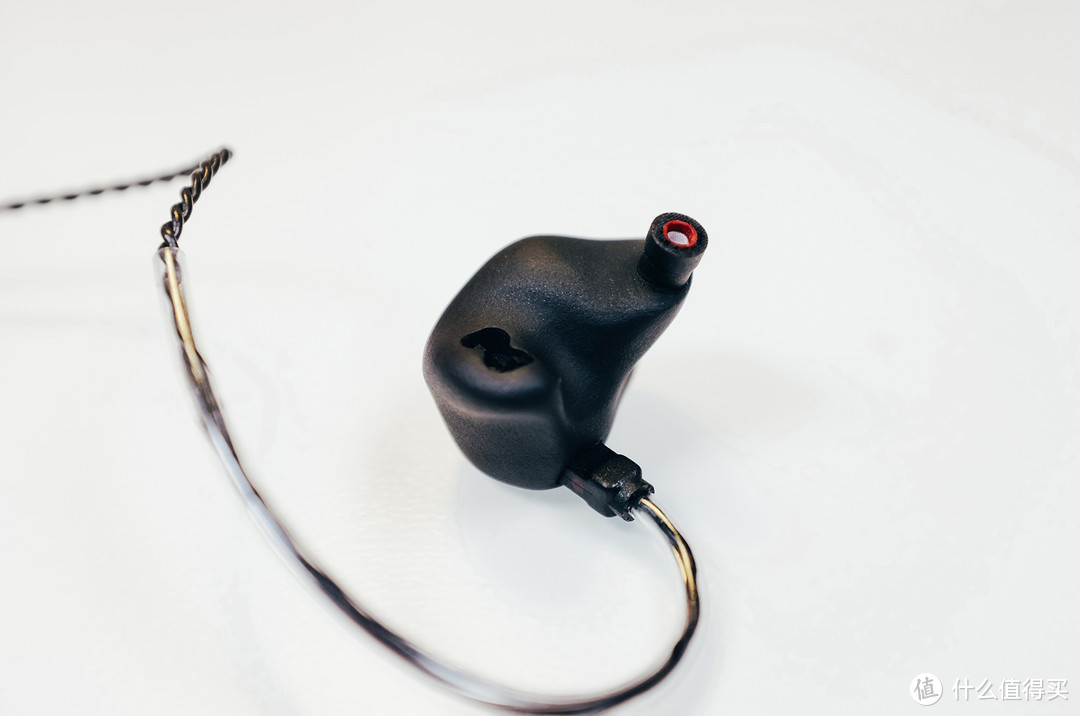 黑暗骑士—IN EAR ProPhile 8S 入耳耳机测评