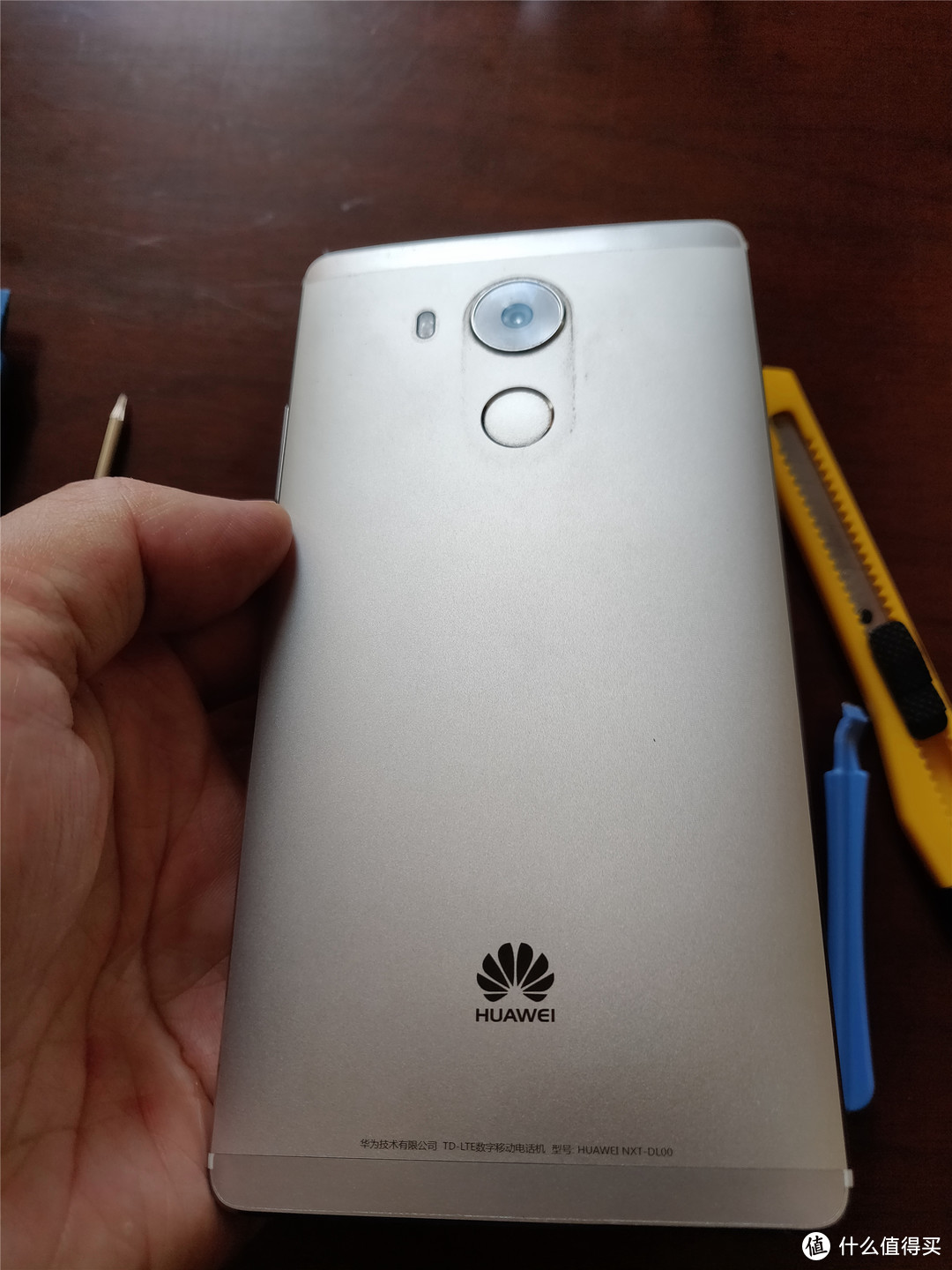 能动手的时候就别废话—为HUAWEI 华为 Mate8 更换电池