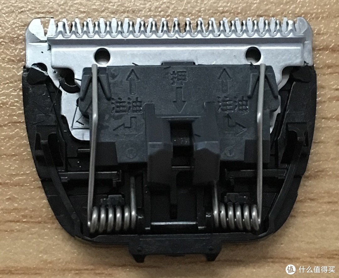 漂亮精致的电动理发器—Panasonic 松下 ER-GC72 开箱