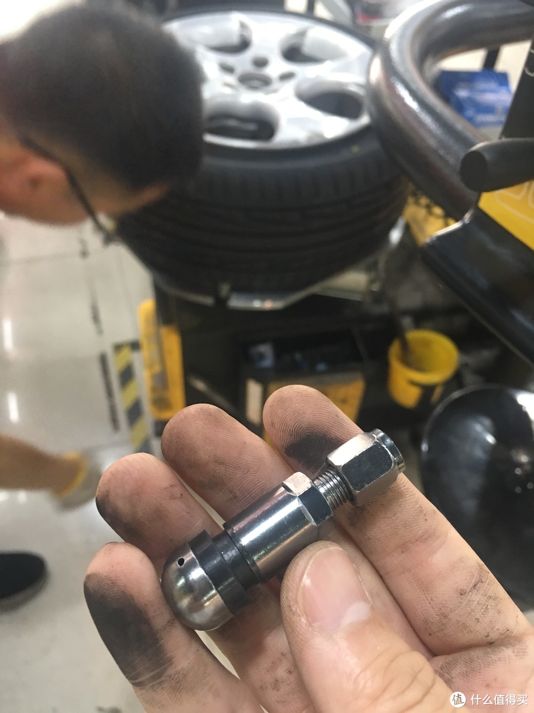 穿上飞靴的高尔夫6 记线下更换固特异F1 Directional5 225/45R17 94W轮胎