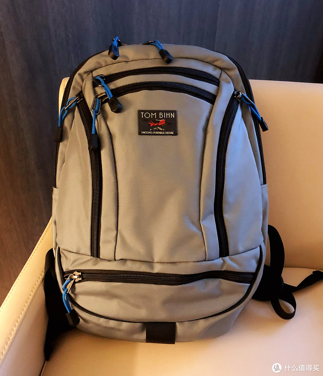 TOM BIHN GUIDE'S EDITION SYNAPSE 25 vs SYNAPSE 19