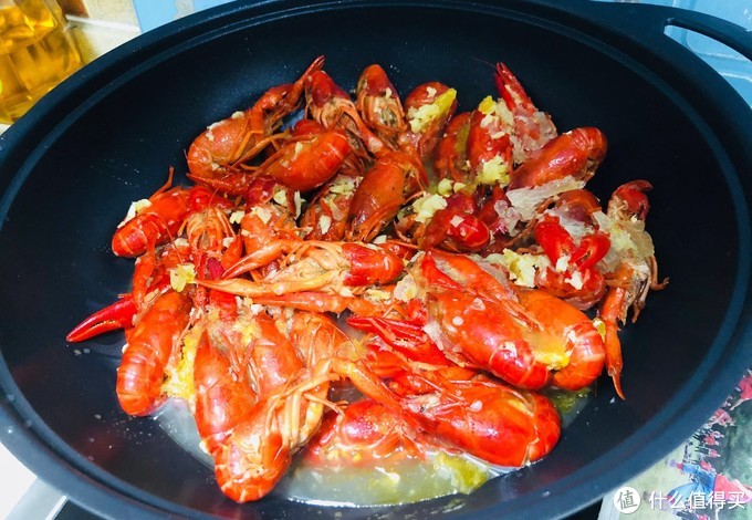 鲜活PK半成品！盒马鲜生里买的新鲜虾和京东上买的网红小龙虾，究竟哪种更好吃？