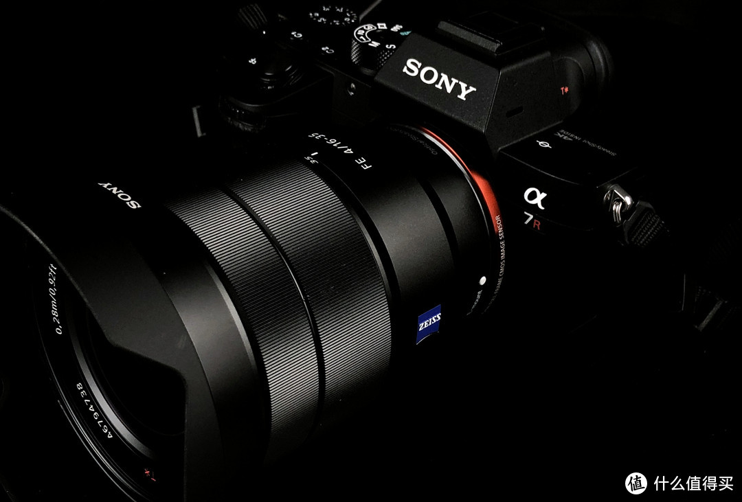 索尼全幅微单大广角为数不多的选择—SONY 索尼 FE16-35mm F4 ZA 镜头开箱
