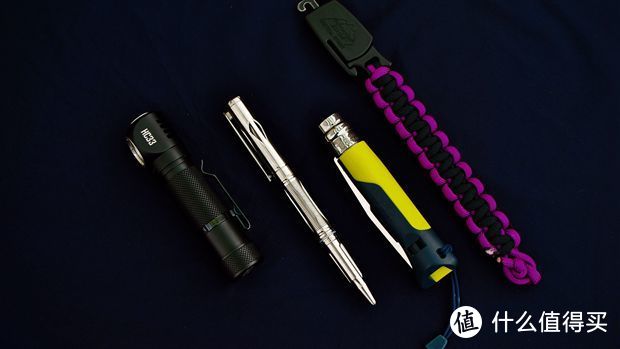 理工直男的选择—NITECORE NTP20 多功能钛合金战术笔开箱