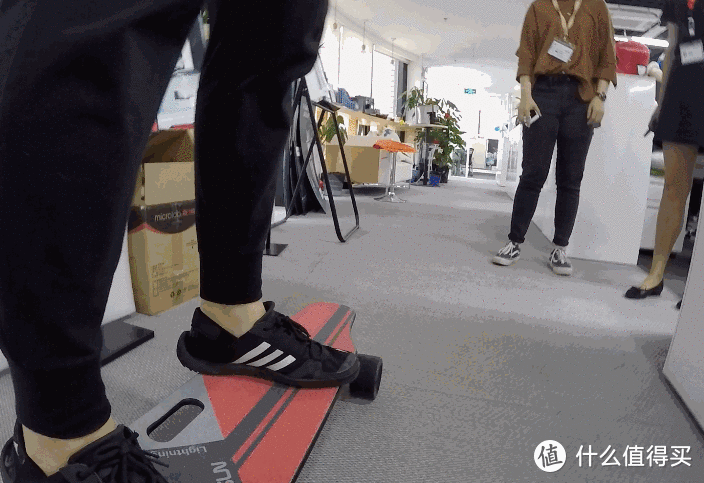 一个滑板老汉的真实评测——iFASUN智能电动四轮闪电滑板