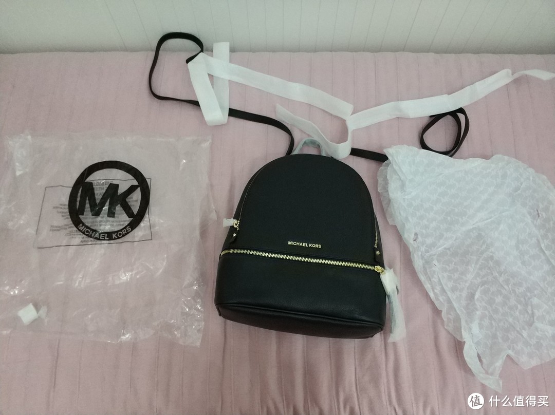 MICHAEL Michael Kors Rhea Zip 双肩包开箱、试背