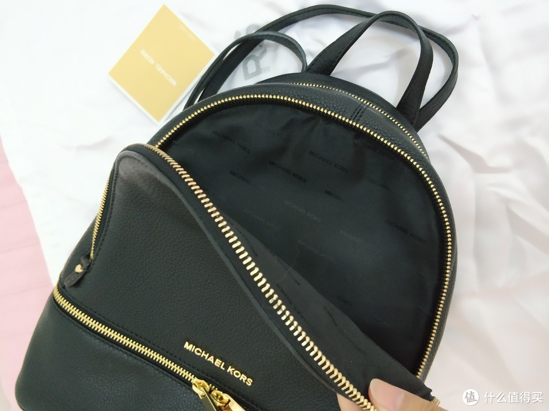 MICHAEL Michael Kors Rhea Zip 双肩包开箱、试背