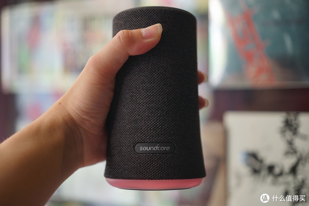 防水炫彩好音质？ANKER Soundcore Flare 蓝牙音箱 评测