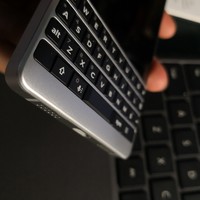 黑莓 Key2 智能手机使用总结(拍照|外观|键盘|优点|不足)