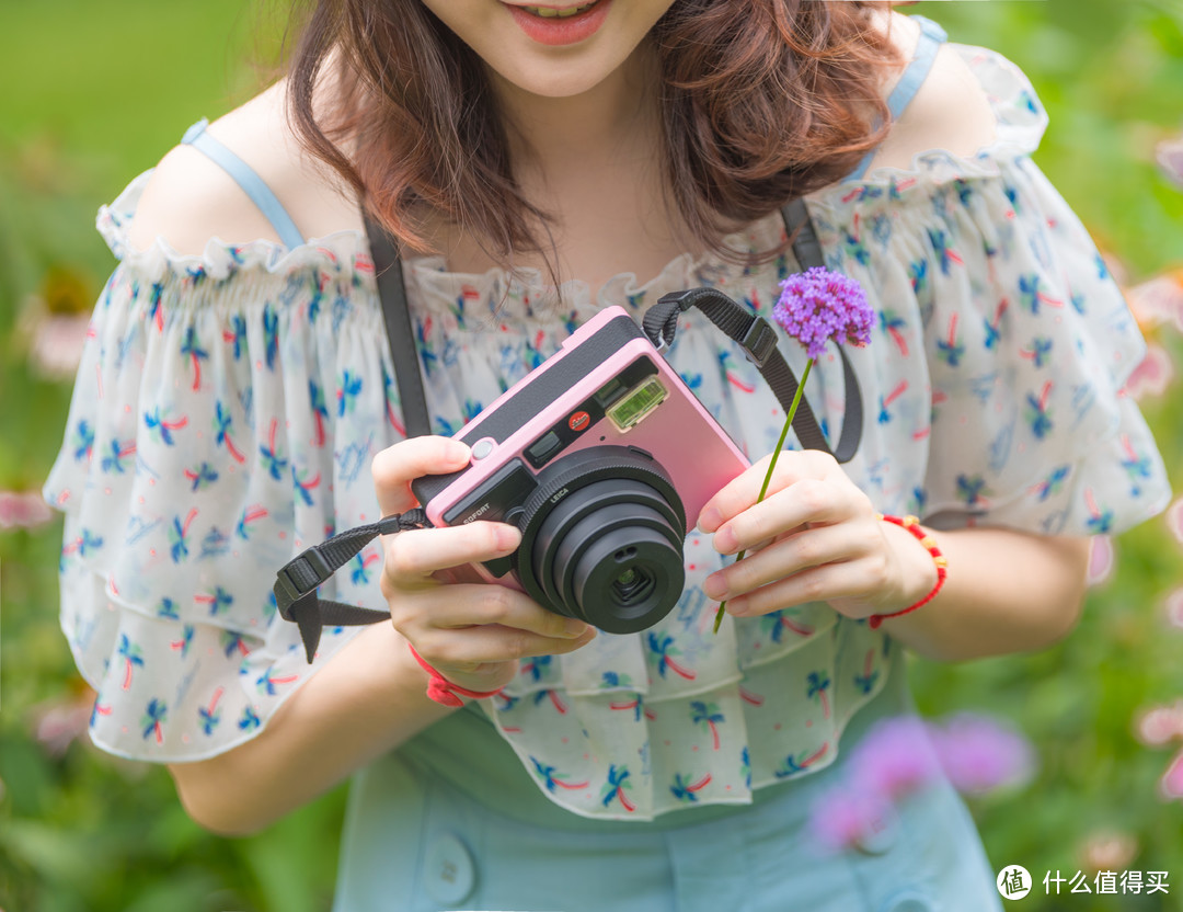 女神收割机—Leica 徕卡 SOFORT 拍立得 粉色  使用评测