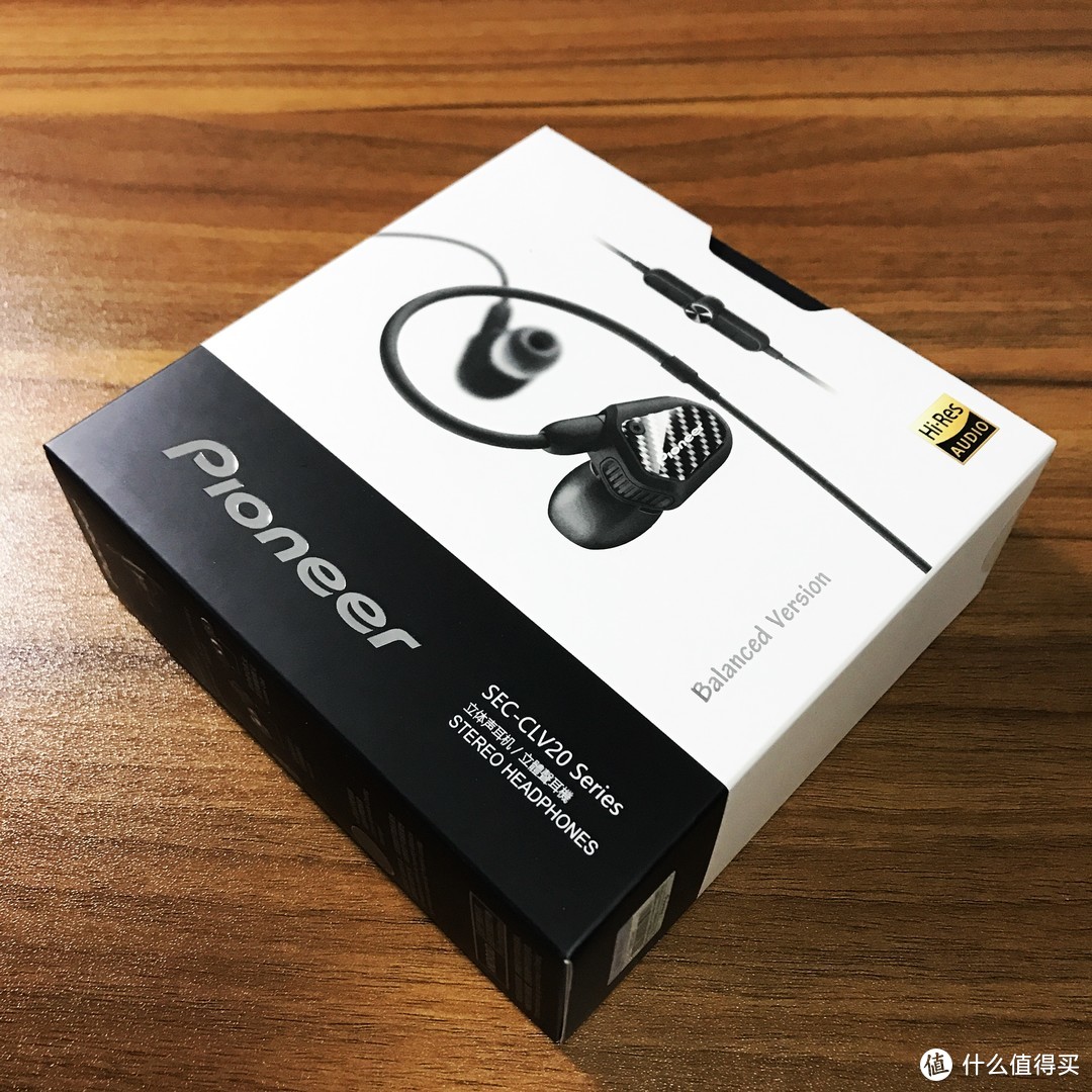 先锋（Pioneer）CLV20 HiFi双动圈入耳式线控耳机均衡版评测