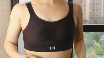 一款适合做“里子”的运动内衣——安德玛女士UA Vanish运动内衣（高强度）