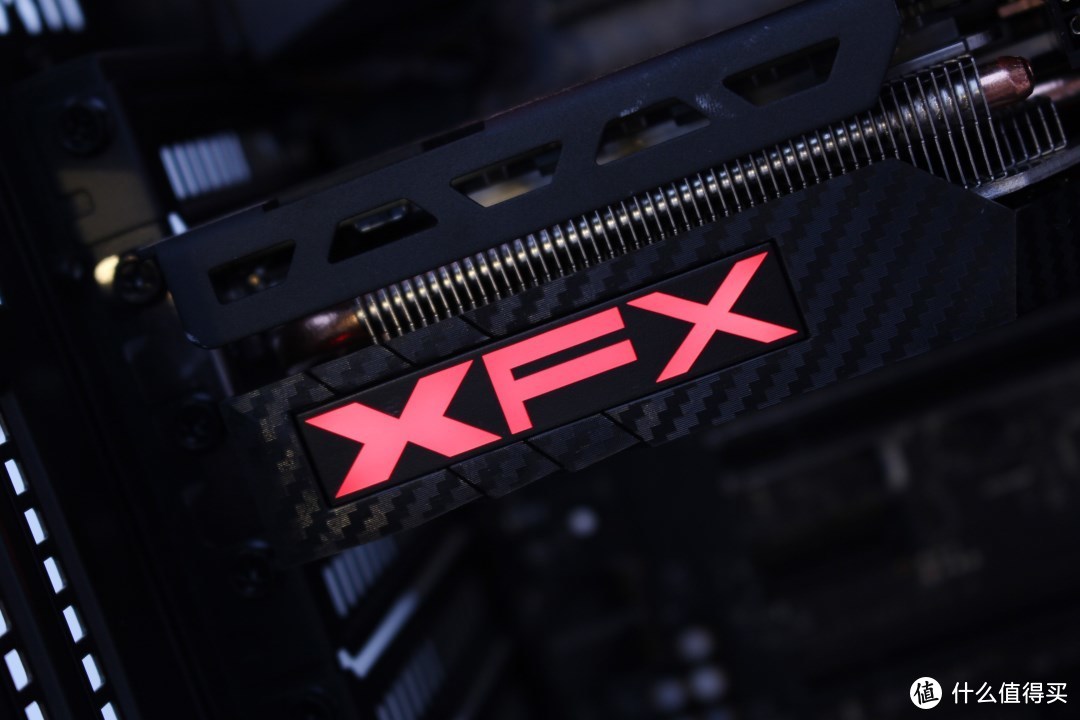 XFX 讯景 RX VEGA 56 非公版显卡 评测