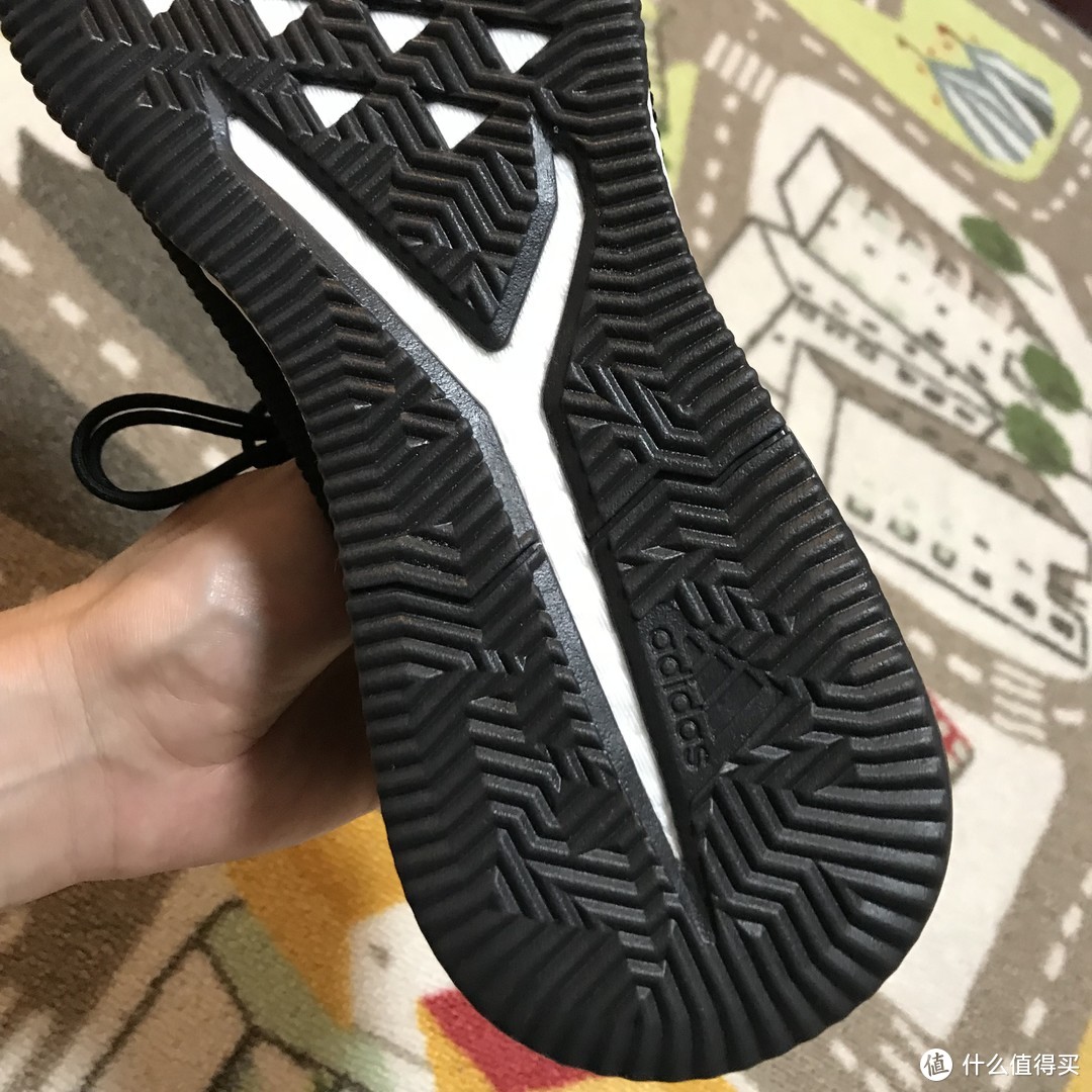 Adidas 阿迪达斯 PREDATOR TANGO 18.1 TR 足球鞋（附与吕布对比）