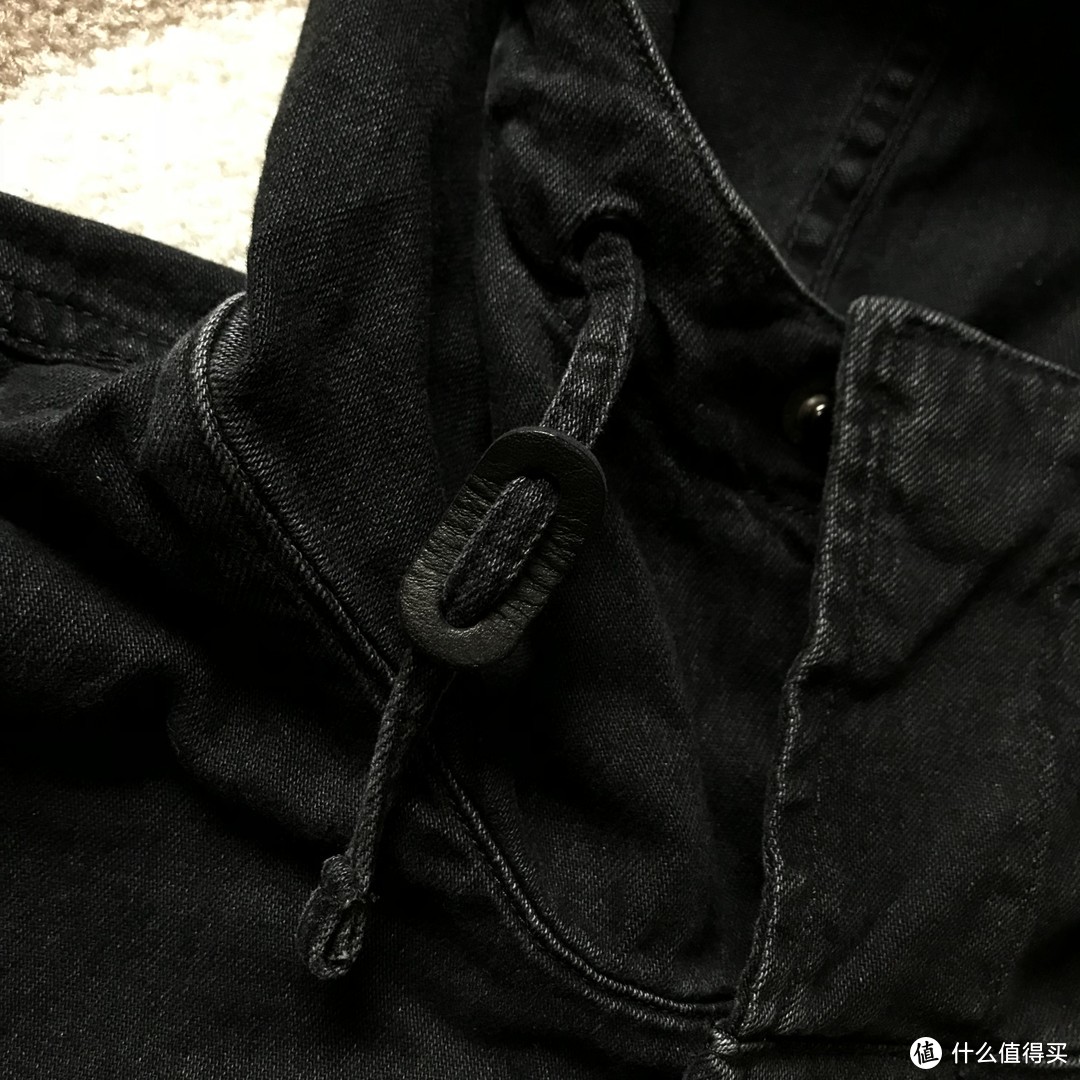 Levi's连帽鱼尾牛仔大衣