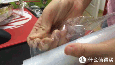 烘焙大讲堂 篇八：市面上销售的保鲜膜都安全么？9款保鲜膜使用测评