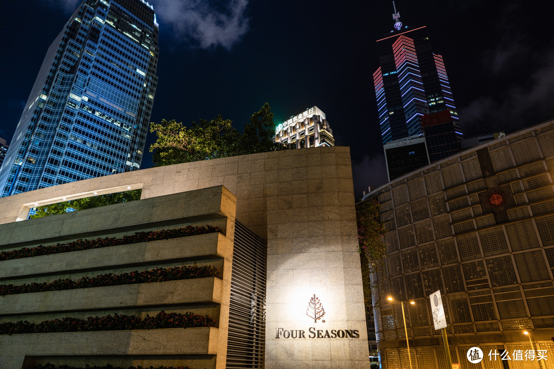 港澳两家四季酒店 (上) 香港四季 (Four Seasons Hotel Hong Kong)