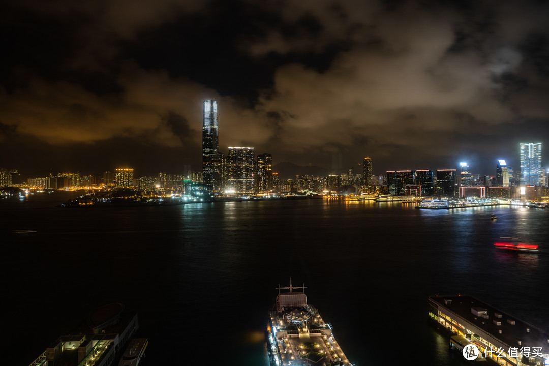 港澳两家四季酒店 (上) 香港四季 (Four Seasons Hotel Hong Kong)