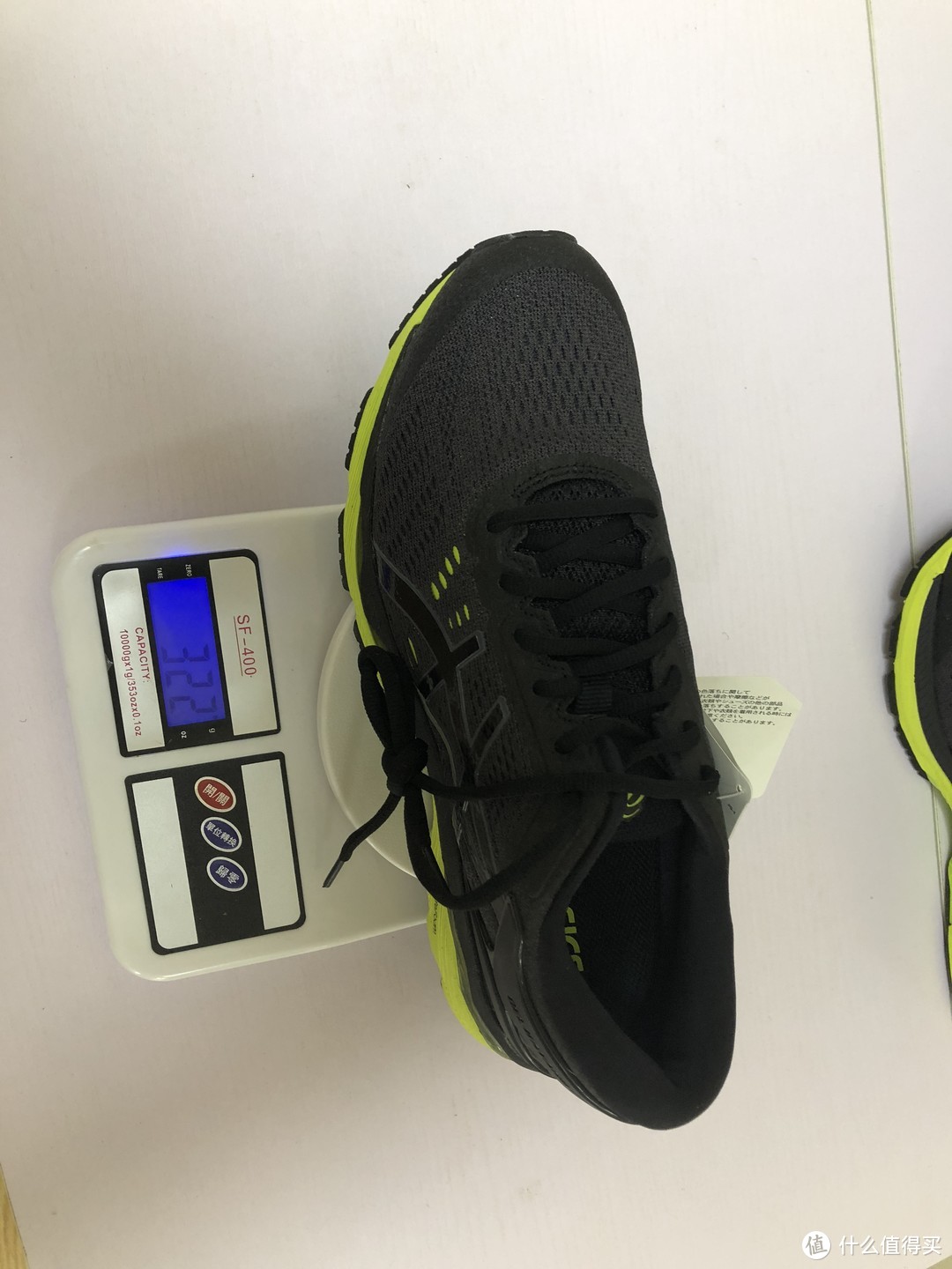 令人审美疲劳的*级跑鞋——Asics 亚瑟士 Kayano 24开箱