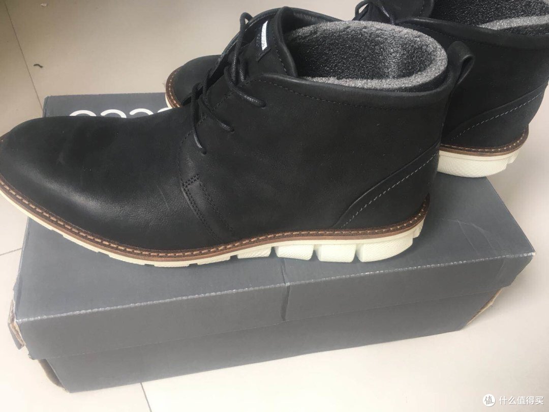鞋子大头照对于这种chukka靴,斜上方45度的