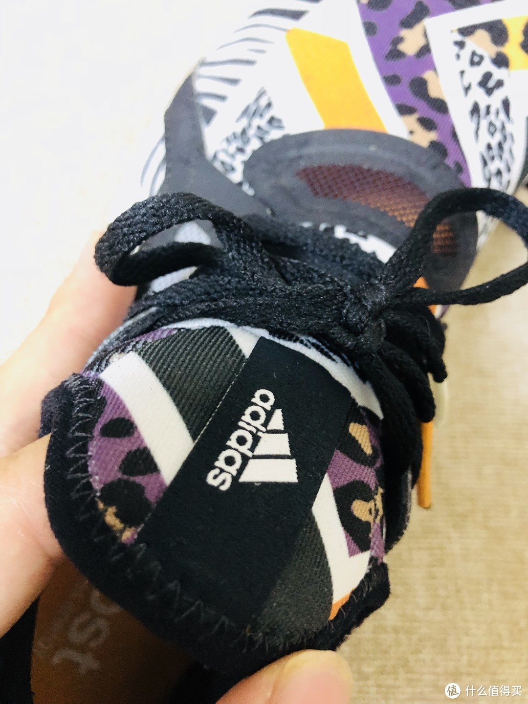 你别说，这双杂乱无章的Adidas 阿迪达斯 Pure Boost还挺好看