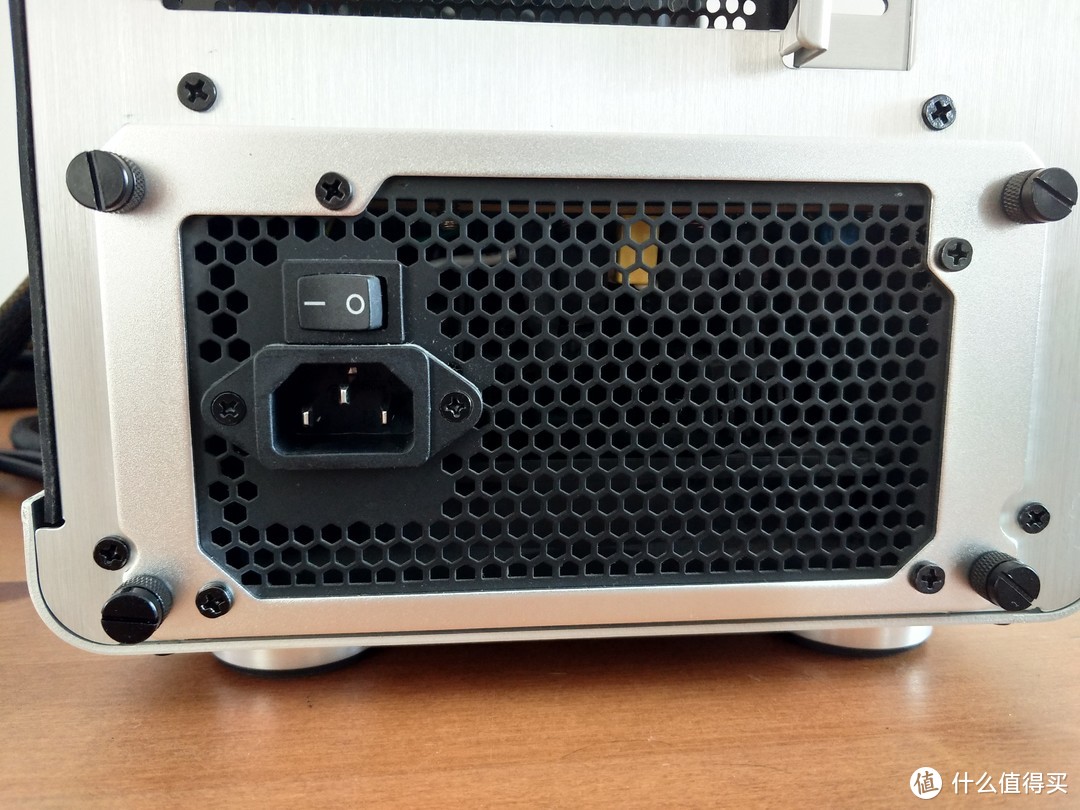 JONSBO 乔思伯 RM3 标准版 银色 M-ATX 机箱开箱