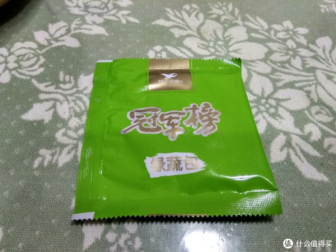 不用旅行千里，也可品尝西域美食，三款西北风味方便面评测---寻找最好吃的方便面众测