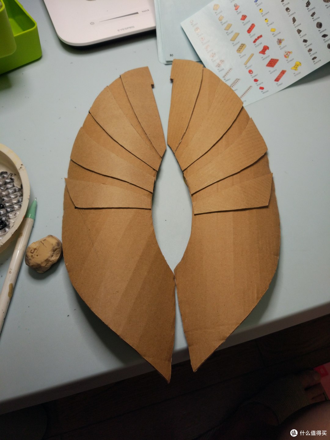 打造一个结合了齐天大圣雷神索尔和钢铁侠的盔甲