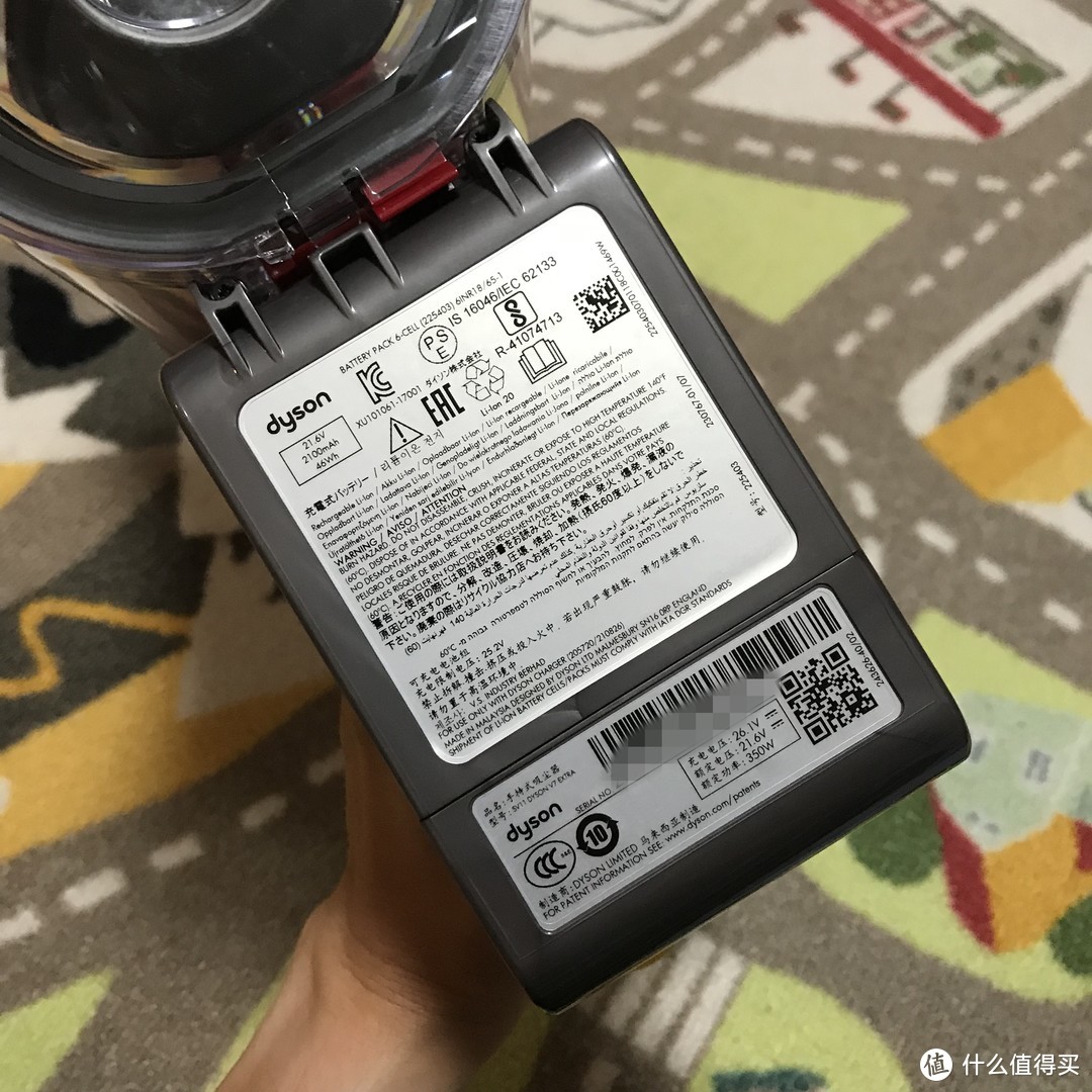 心心念念不舍得买！Dyson V7 Extra 手持吸尘器