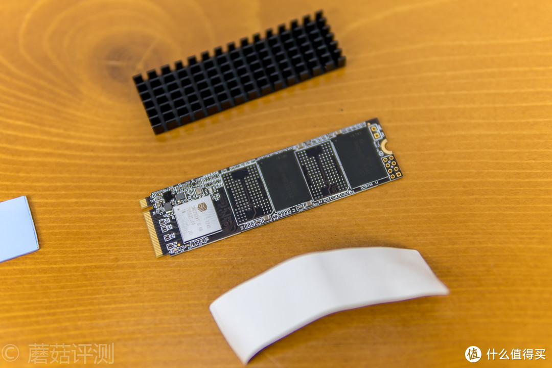 让你的固态硬盘也可以清凉一夏、SSD铝制被动散热片 开箱体验