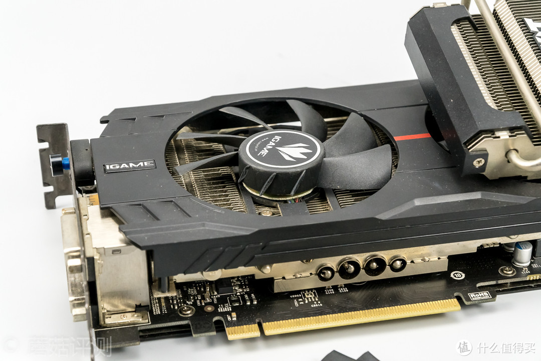 更换显卡散热风扇，老旧显卡重获新生—七彩虹 GTX760 更换显卡风扇