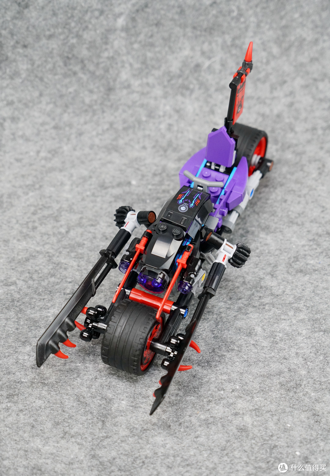忍者版Tron: Legacy？LEGO 乐高 幻影忍者 Ninjago 巨轮摩托车追击战 70639