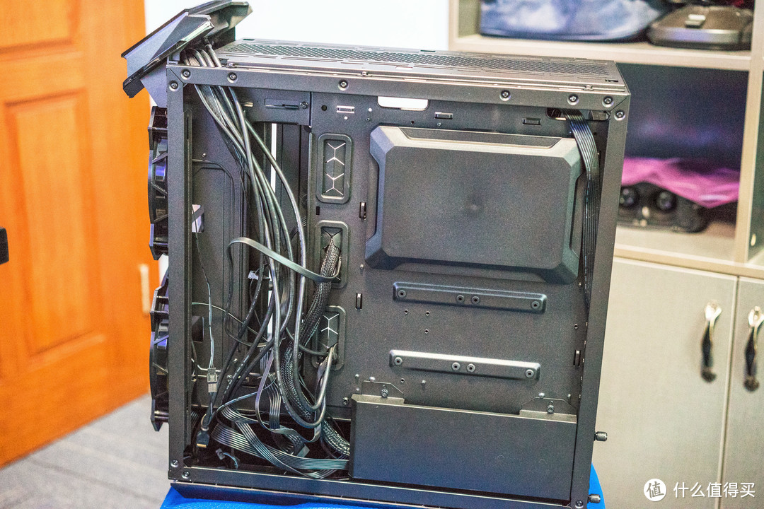 RGB可以提升67.4%的性能!——酷冷至尊H500M ARGB游戏机箱评测
