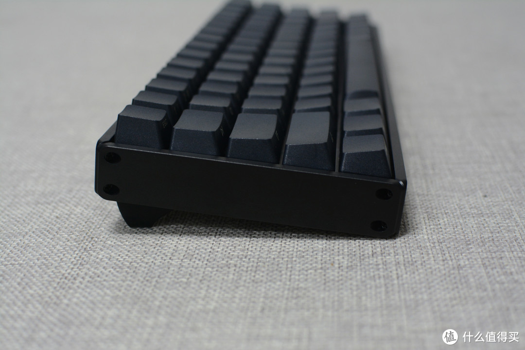 萌系无敌！——IQUNIX F60 机械键盘+ZOMO仿生猫爪金属键帽 套装众测