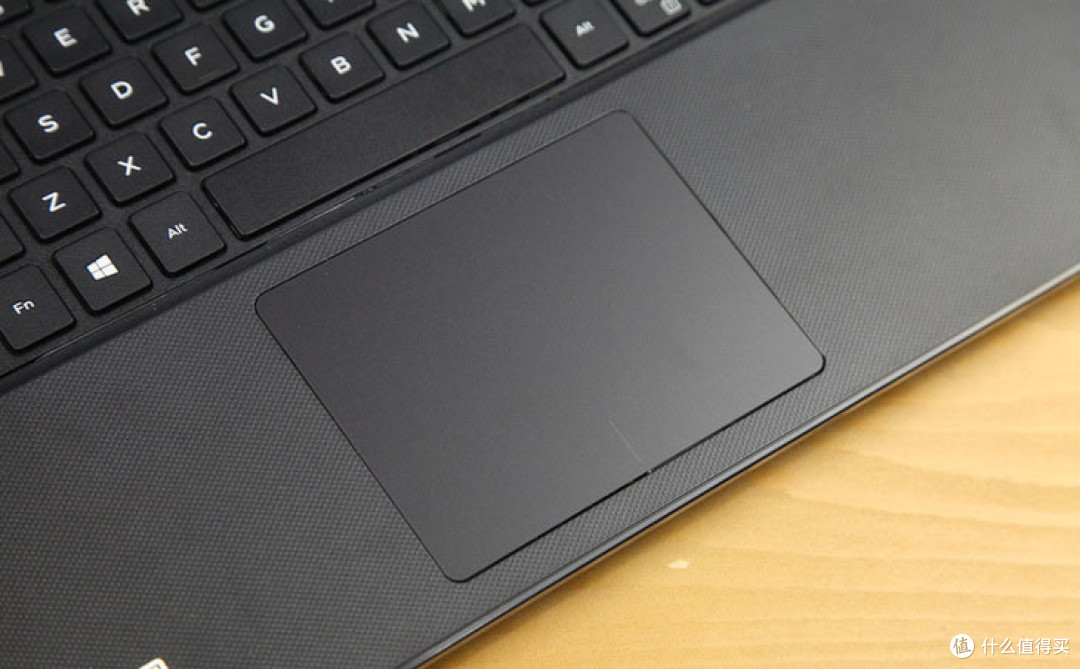 四核i7配2gb独显戴尔vostro153578商务笔记本评测