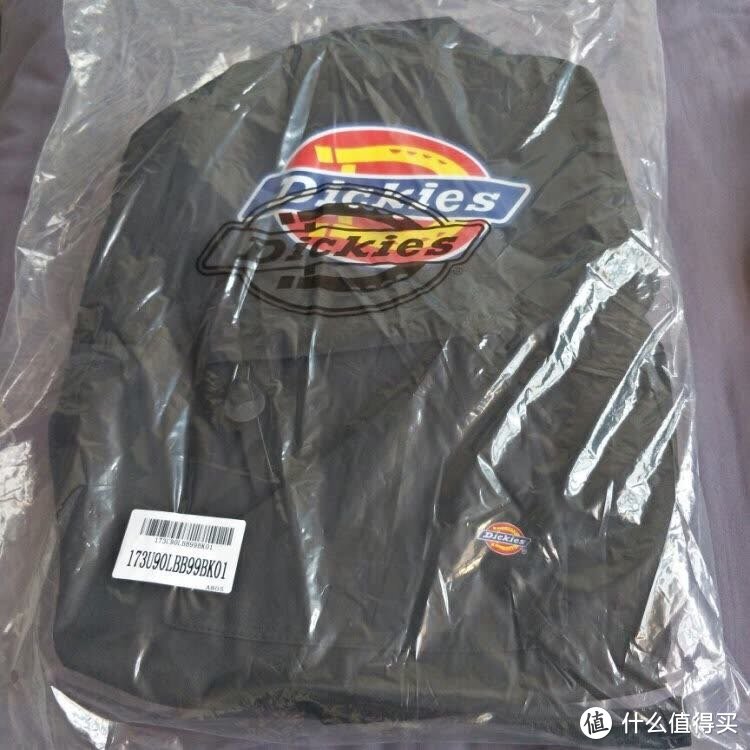 新买了一个包，Dickies 双肩背包晒