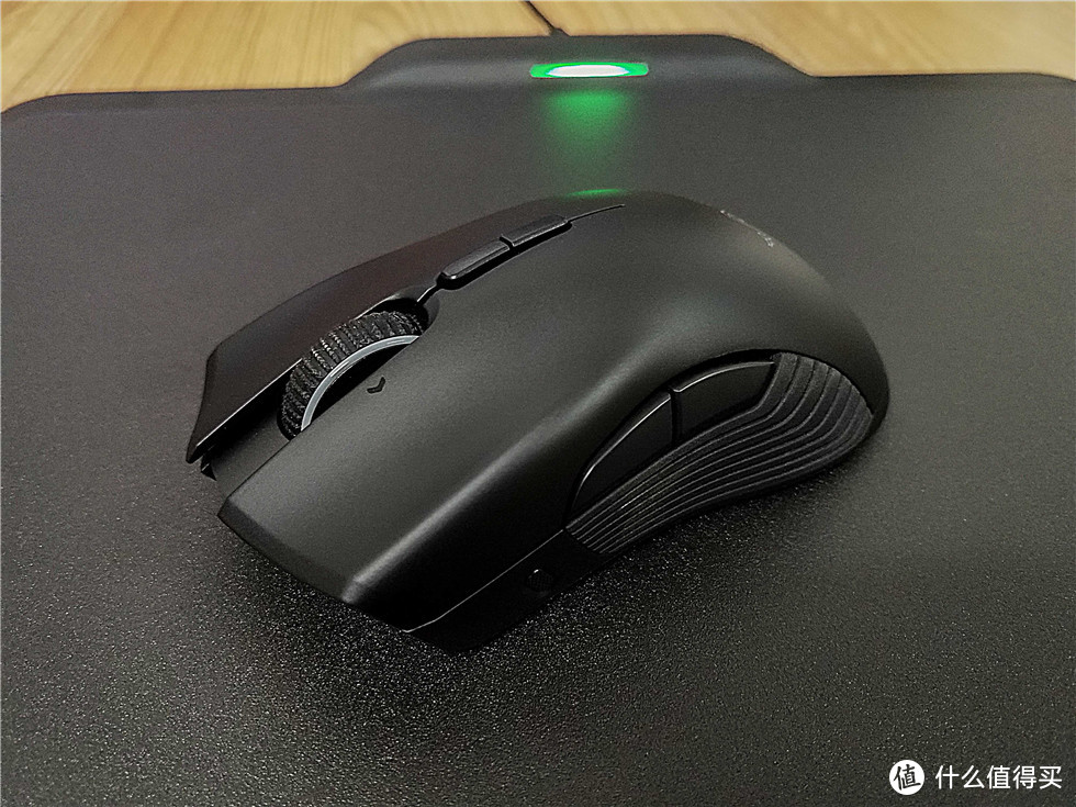 不仅无线，还有无线供电的鼠标—Razer 雷蛇 曼巴眼镜蛇超级版+烈焰神虫超级版开箱